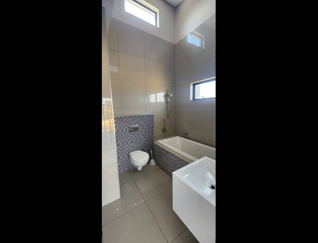 2 BEDROOM DUPLEX FOR SALE IN EQUESTRIA